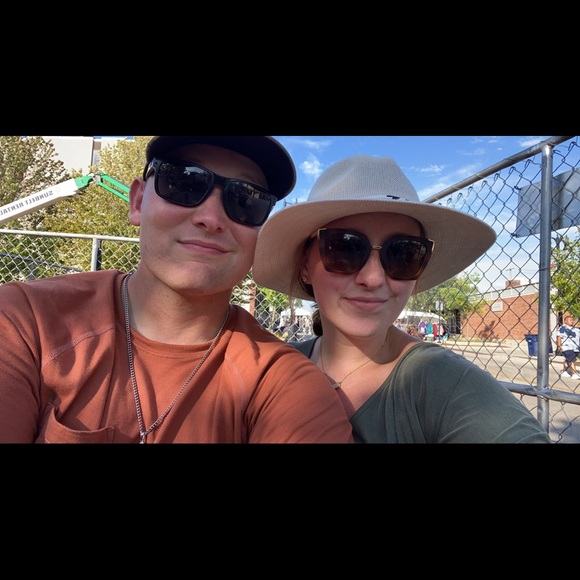 Meet your Posher, Bre - Picture 4 of 6